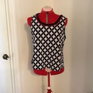New Black and white geometric shape tank top